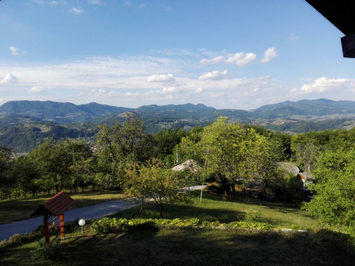 הוילה Sevnica Getaway "At The Three Lights" מראה חיצוני תמונה