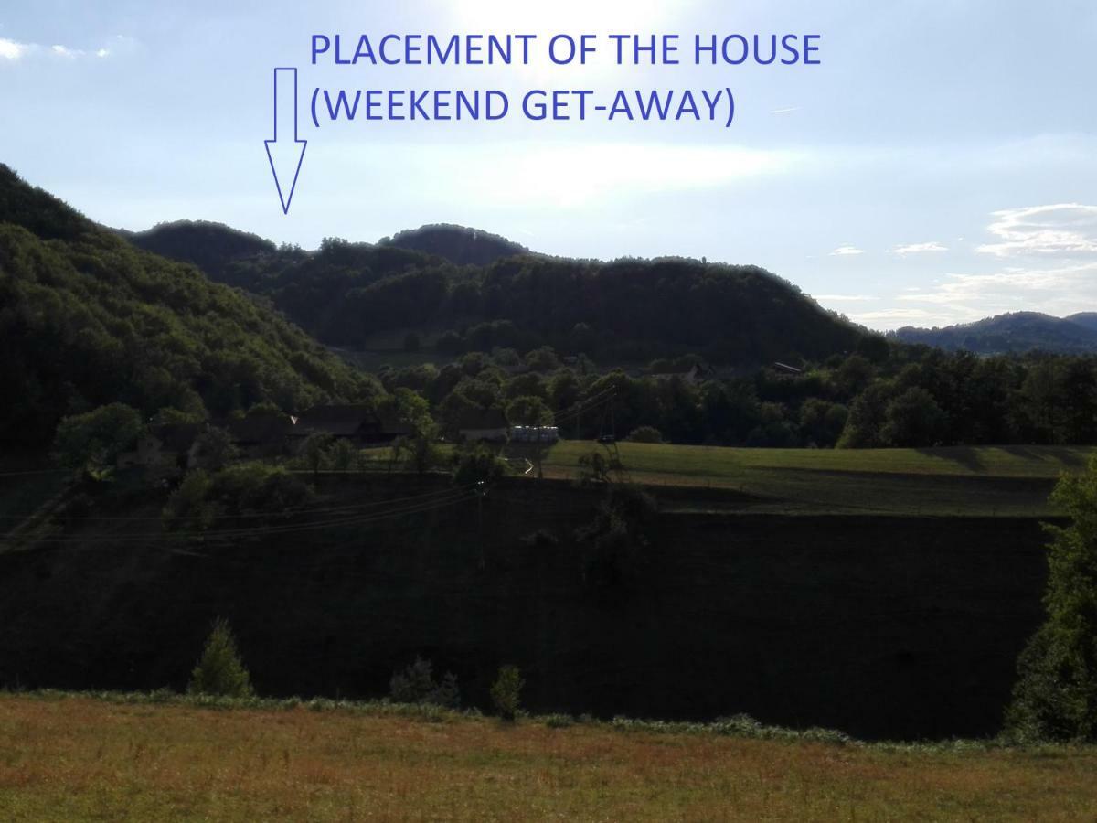הוילה Sevnica Getaway "At The Three Lights" מראה חיצוני תמונה